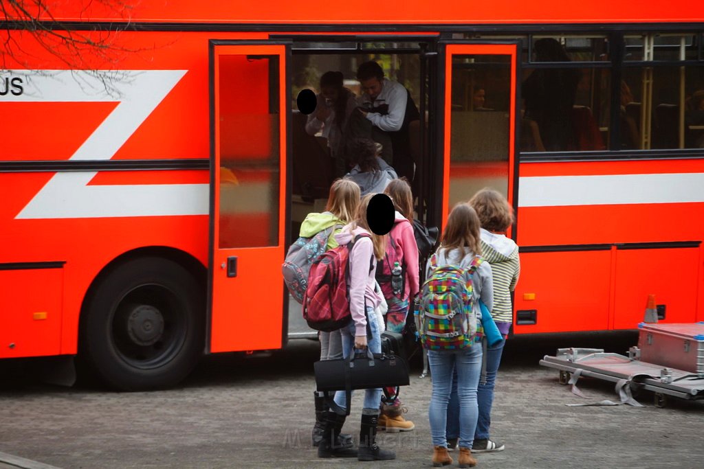 Reizgas gesprueht Schule Koeln Chorweiler Merienstr P41.JPG